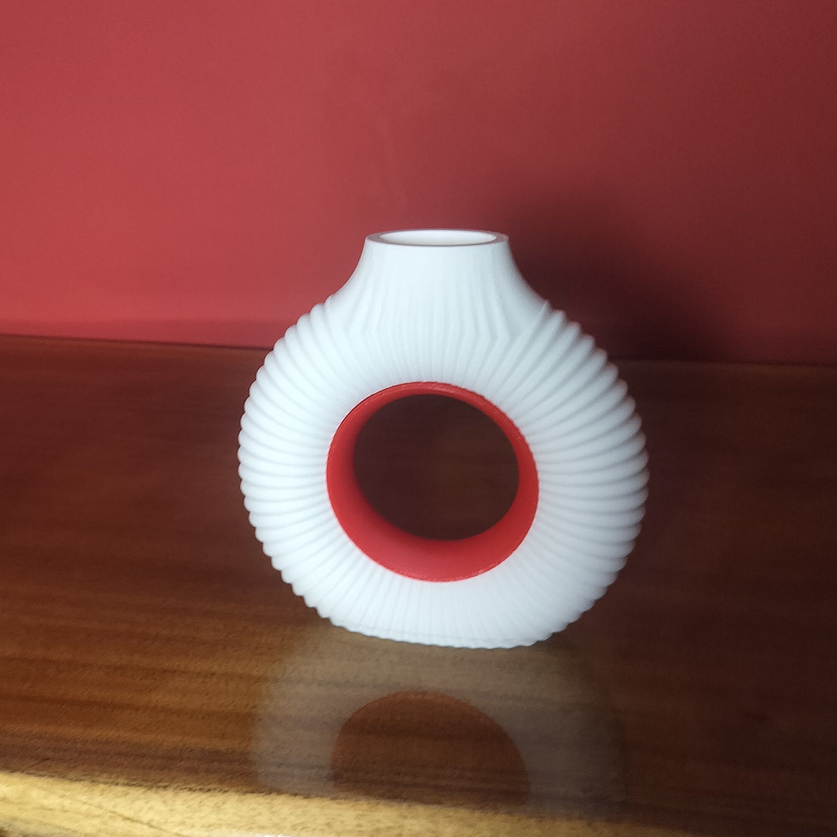 Ribbed Donut Vase Dual tone(H 6.5 Inches)