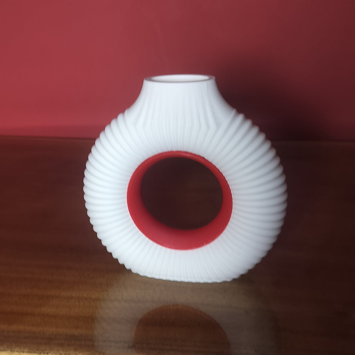 Ribbed Donut Vase Dual tone(H 6.5 Inches)