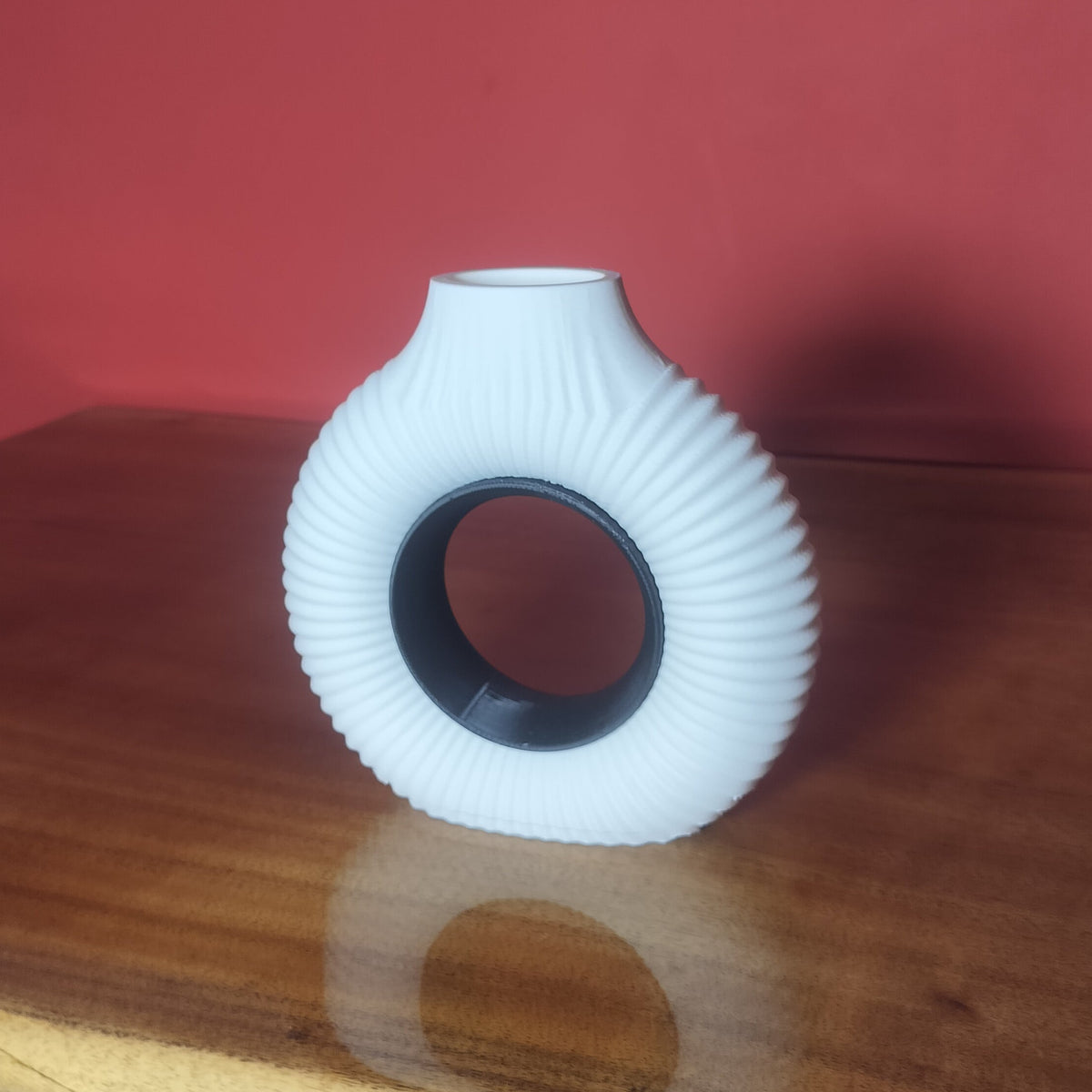 Ribbed Donut Vase Dual tone(H 6.5 Inches)