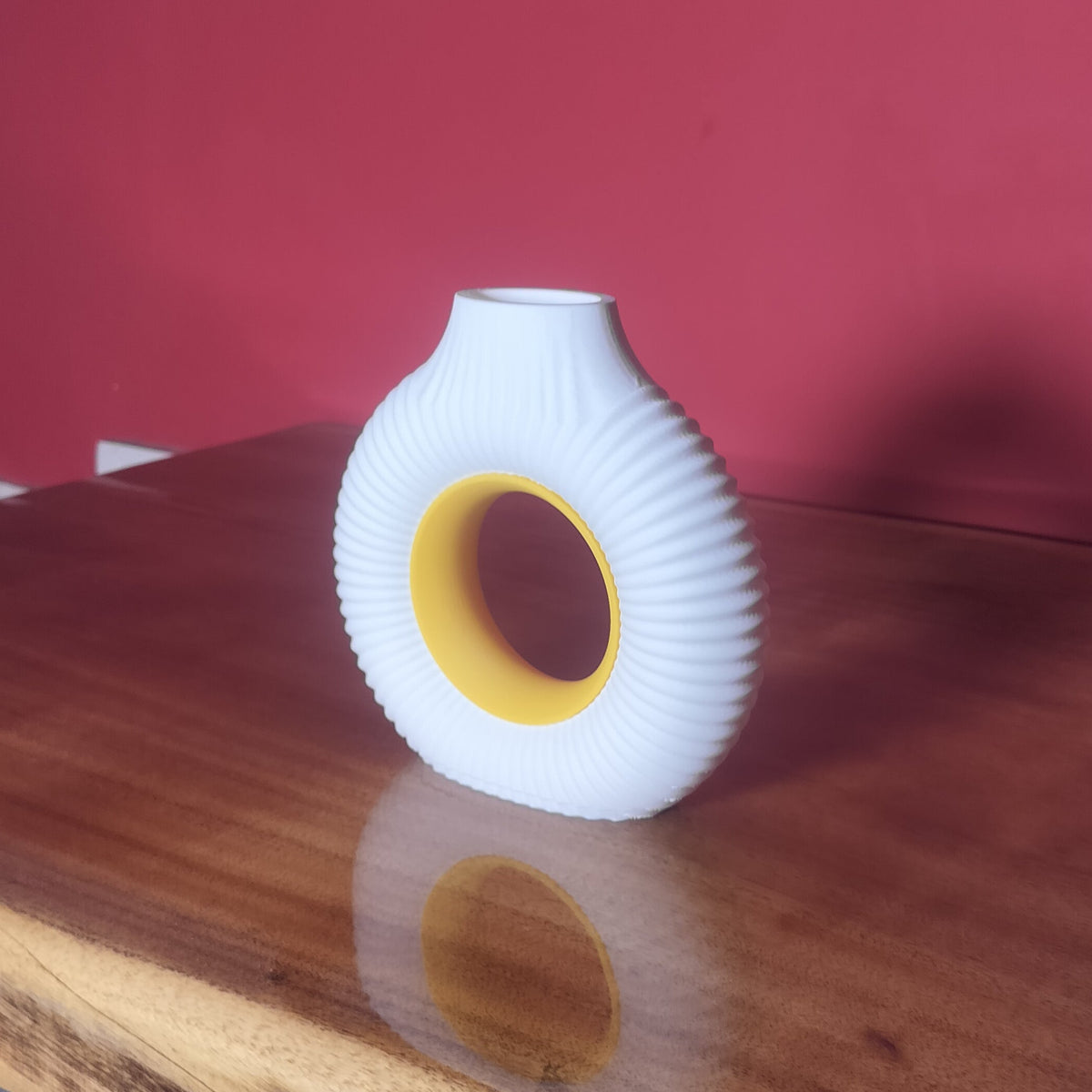 Ribbed Donut Vase Dual tone(H 6.5 Inches)