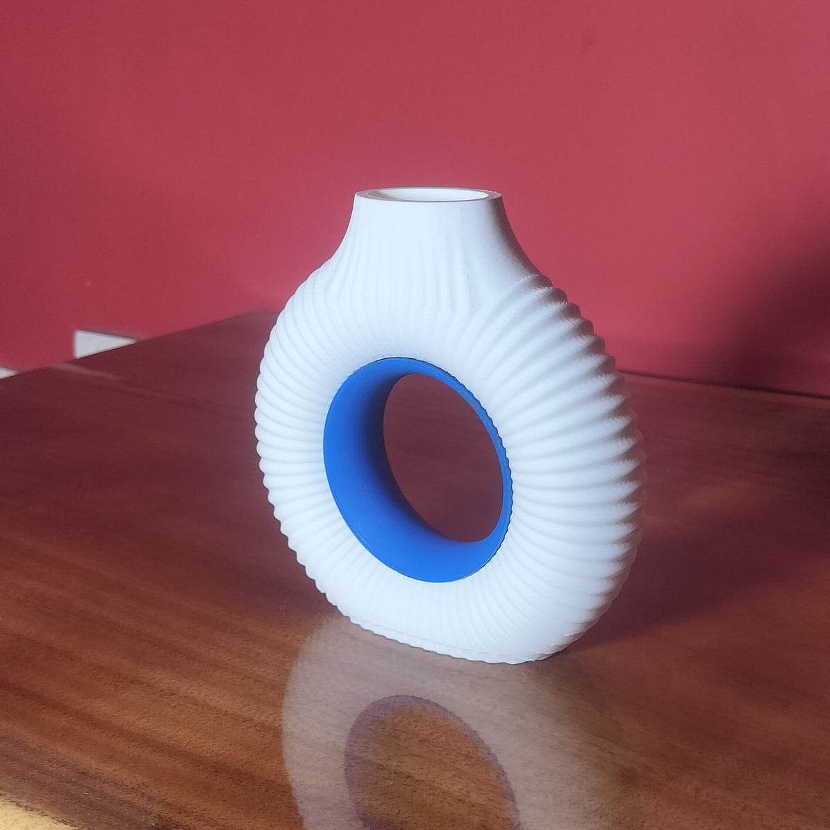 Ribbed Donut Vase Dual tone(H 6.5 Inches)