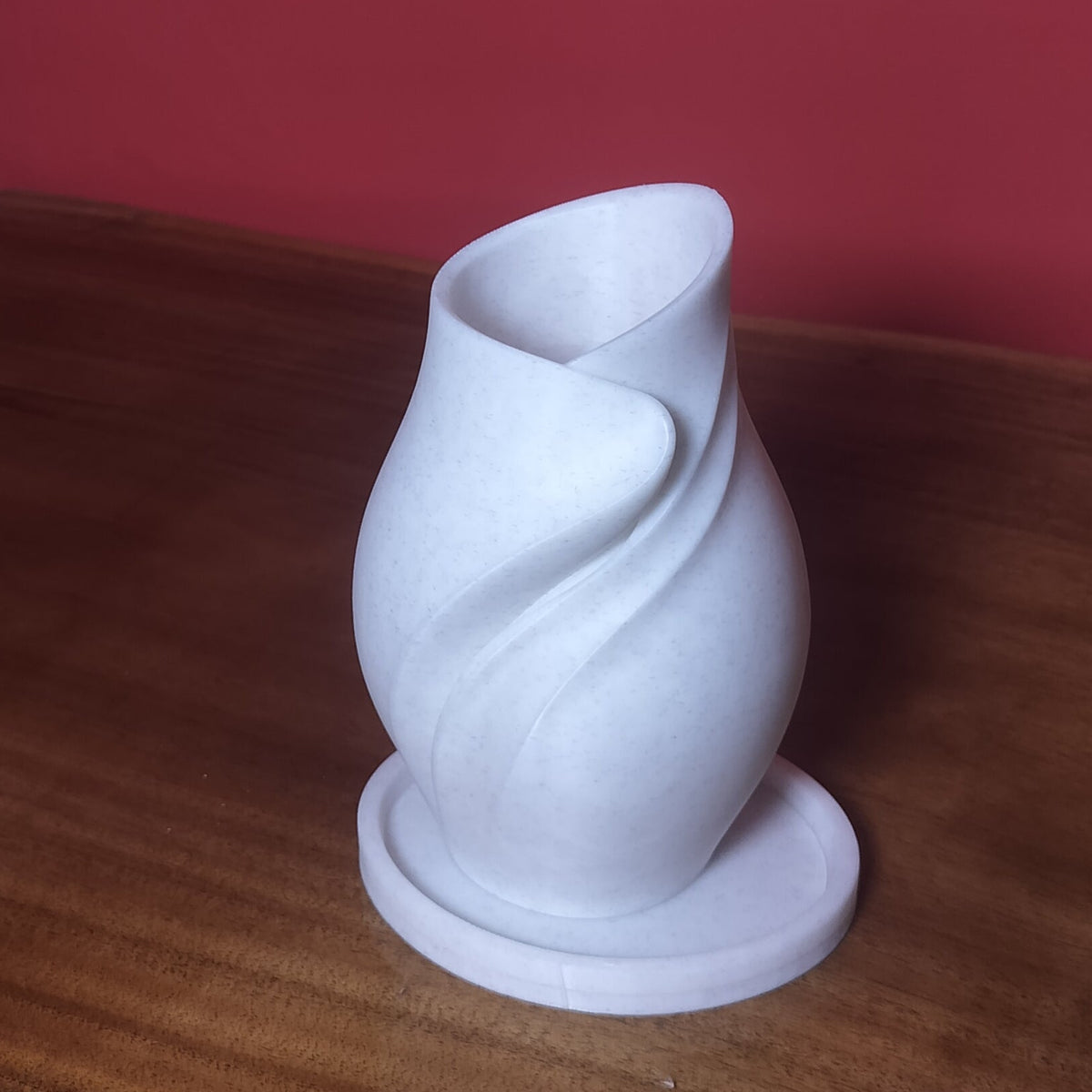 Stylish Curved Vase with Base